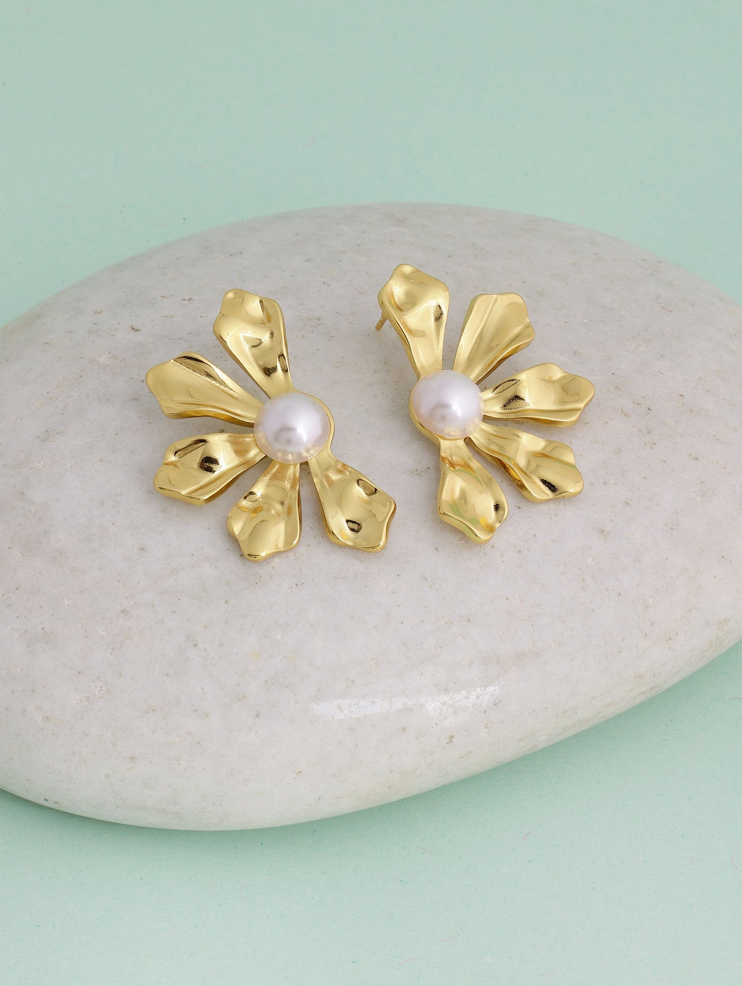 Petal Pearl Stud Earrings