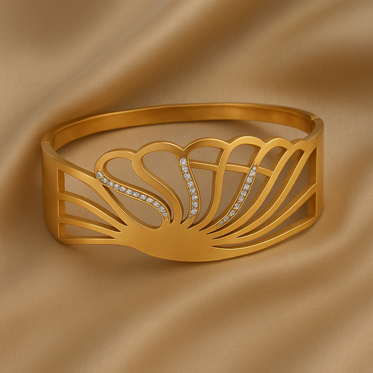 Luxe Petal Openwork 18k Gold Plated Bangle